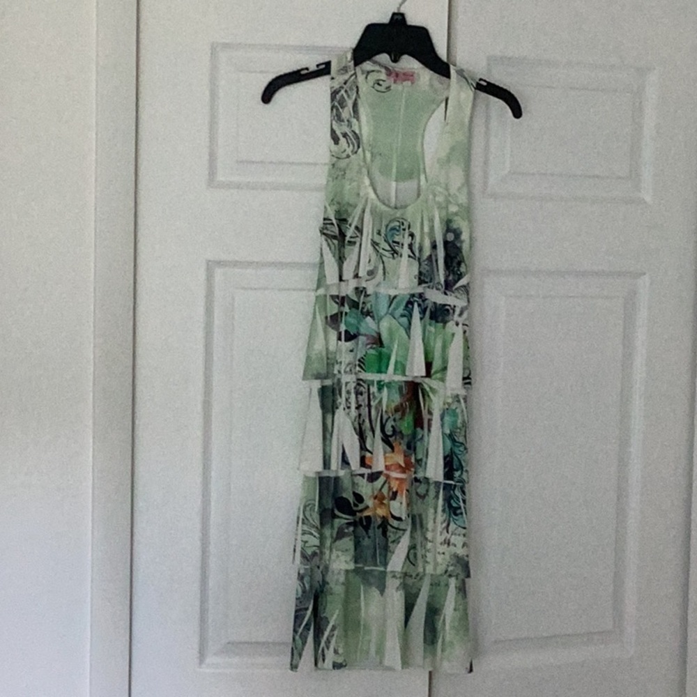 Chic Sleeveless Patterned Midi Dress